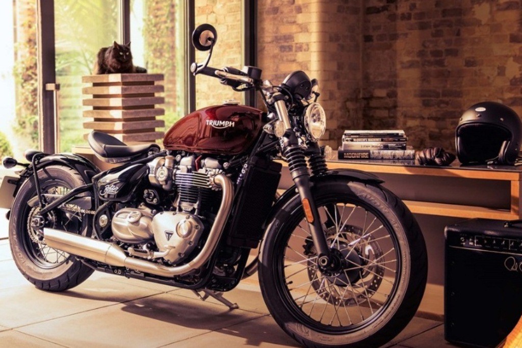 Triumph Bonneville Bobber launched in India